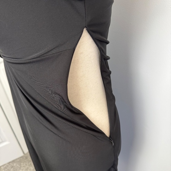 Elie Tahari Long Sleeve Black Dress - Picture 4 of 8